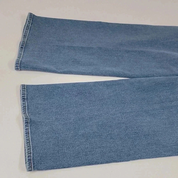 Re/Done High Rise Wide Leg Crop - Blazed Indigo - Picture 15 of 15